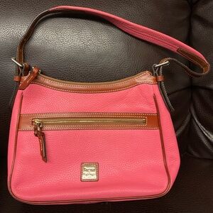 Dooney & Bourke pink shoulder bag
